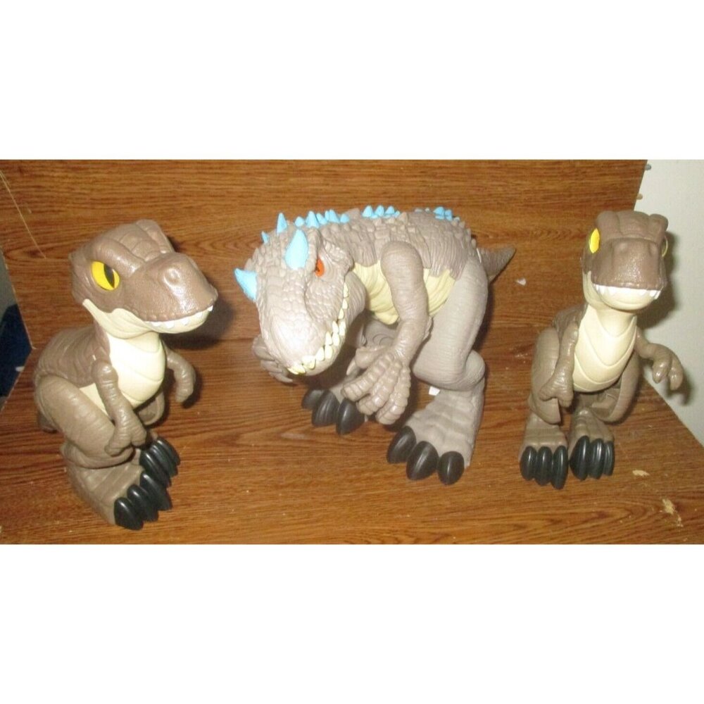 Lot of Jurassic World Dinosaur Toys with Thrashing Action Indominus Rex 2 Chomps